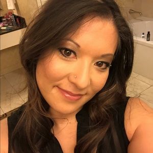 Meet your Posher, Monica